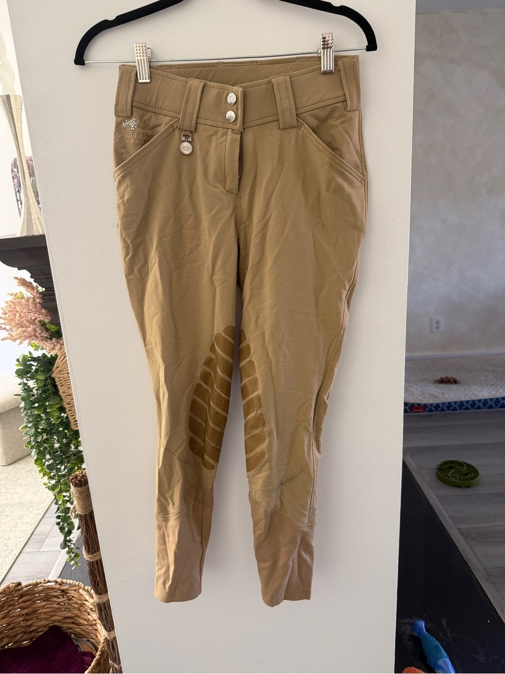 Women’s Tan Riding Breeches with Silicone Knee Grip